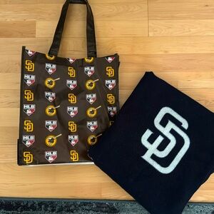 ✨Host pick✨ Padres swag combo